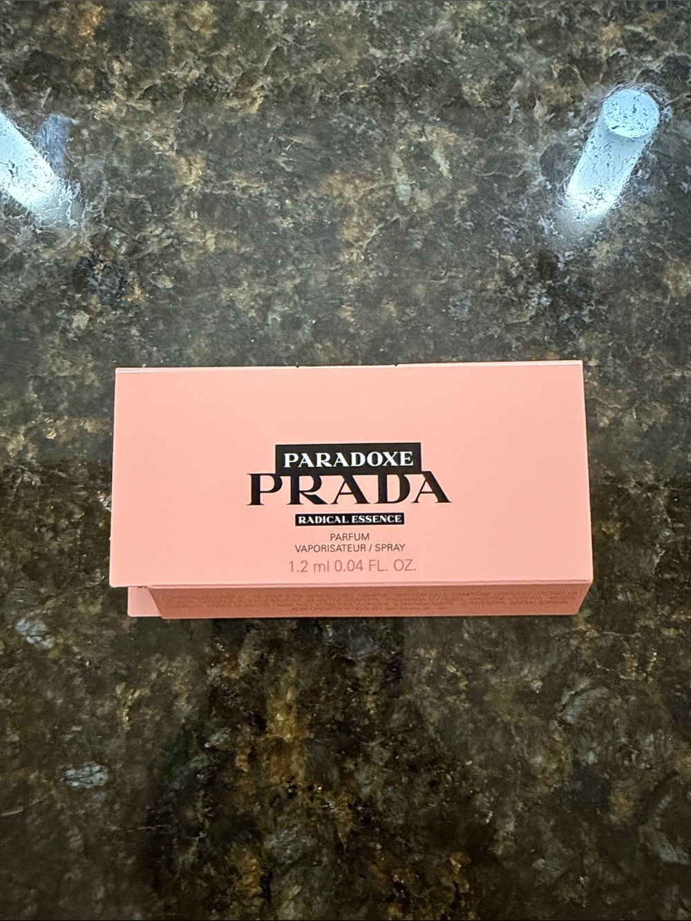 Prada Paradoxe Radical Essence – .04 fl oz New